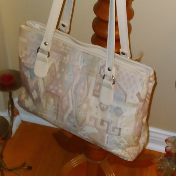 Elegant bag, Combination of fabric and leather - Picture 6 of 7